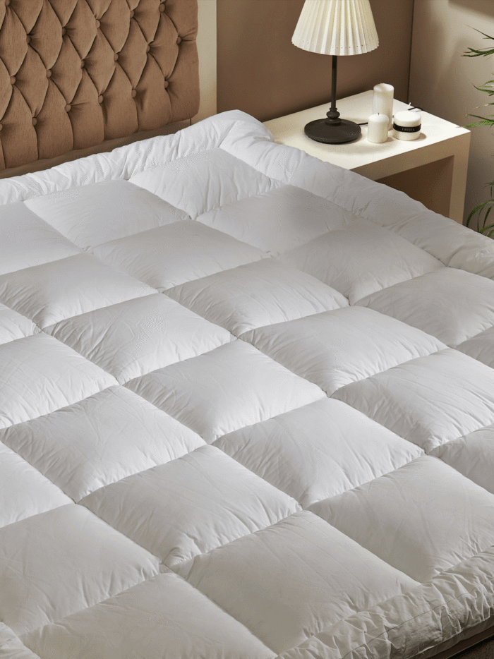 Microfiber Mattress Topper - New (1) مرتبة تطرية فندقيه ٦سم
