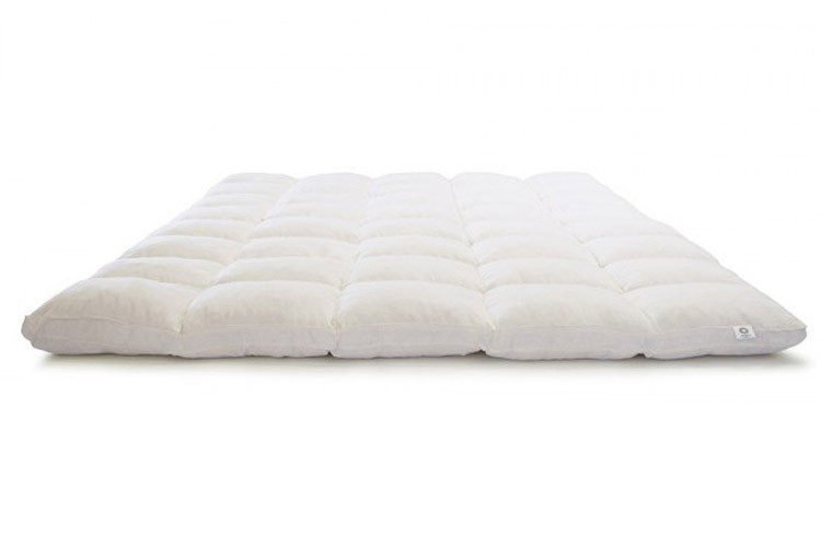 Microfiber Mattress Topper - New (12) مرتبة تطرية فندقيه ٦سم